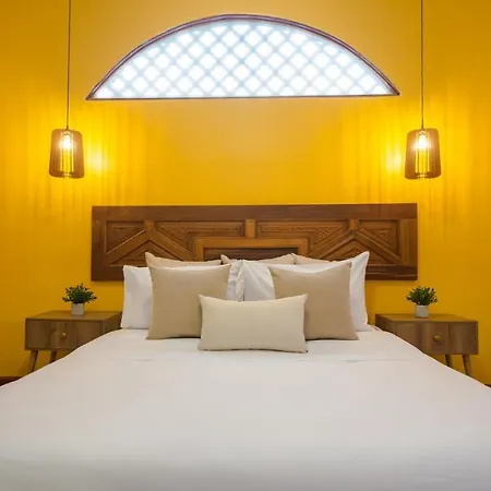 Hotel 3cm-1 Colonial House In Getsemani With Pool Air Conditioning And Wifi 3*